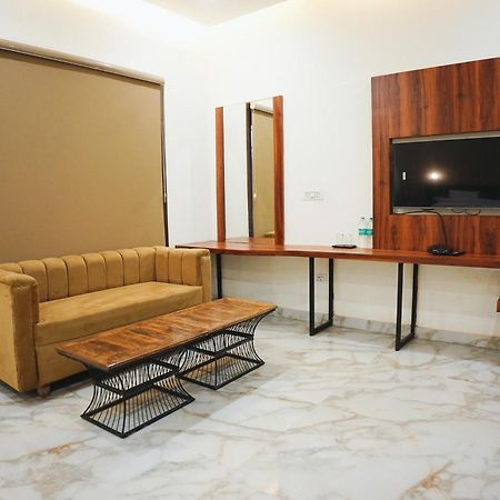 The Krati Resort & Convention Centre Bareilly Extérieur photo